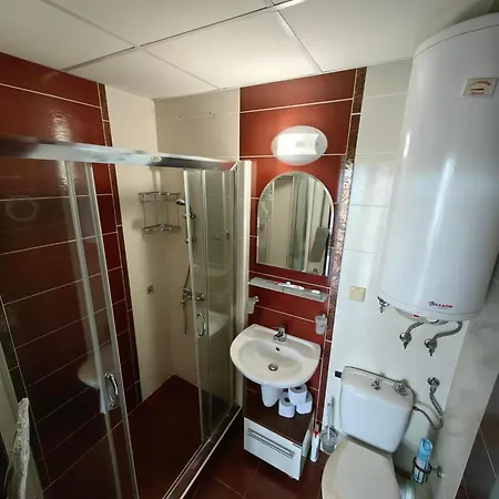 Raduga Sp St Апартамент *